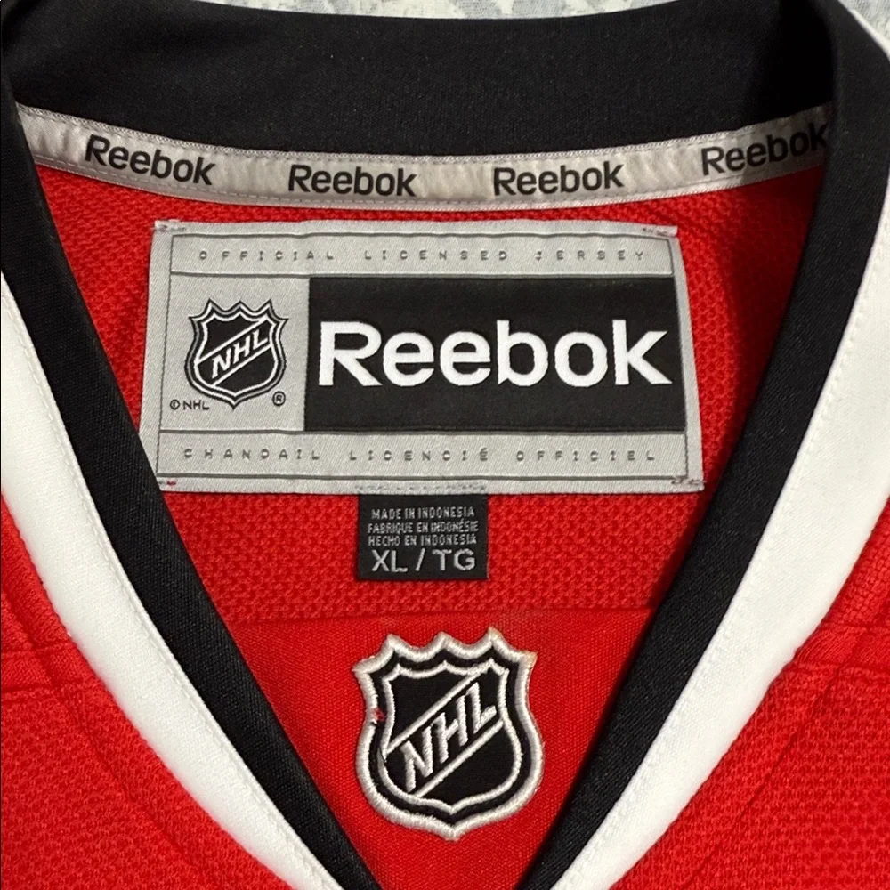 Reebok Chicago Blackhawks Jersey - Picture 3 of 8